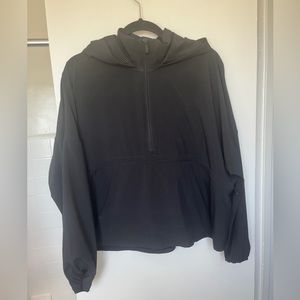 Lululemon black windbreaker jacket